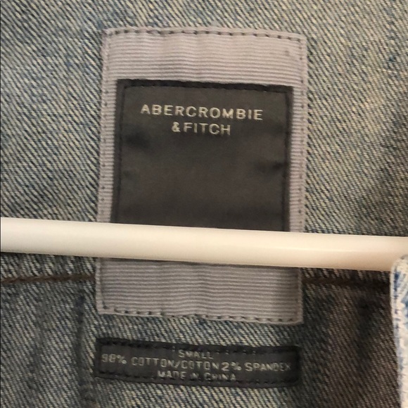 Abercrombie and Fitch Jean jacket - Picture 2 of 3